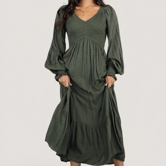 Baltic Born Lainey Smocked Dotted Midi Dress | Deep Olive Size 2XL2XL - Picture 5 of 5